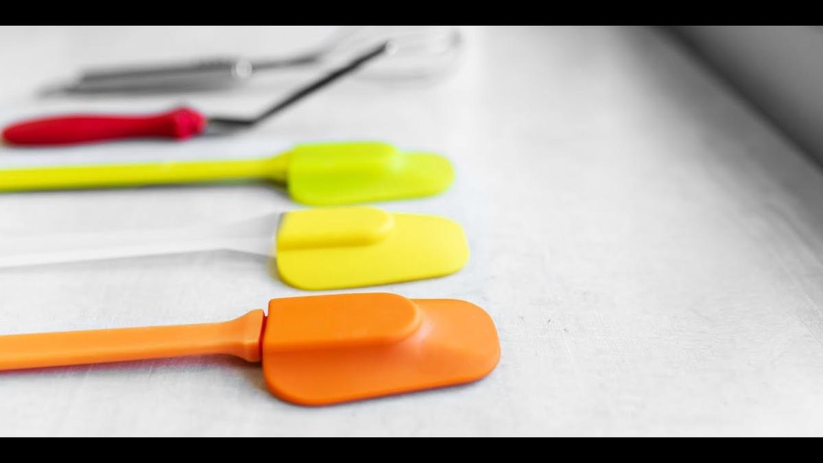 'Video thumbnail for Silicone Spatulas, Superb 3 Benefits of This Tools'