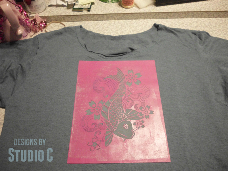 How to Girl Up a Man's T-Shirt applying koi stencil