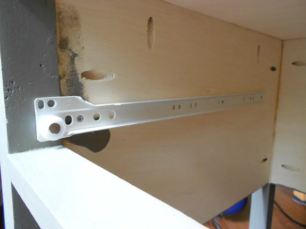 how to install drawer slides | designsstudio c