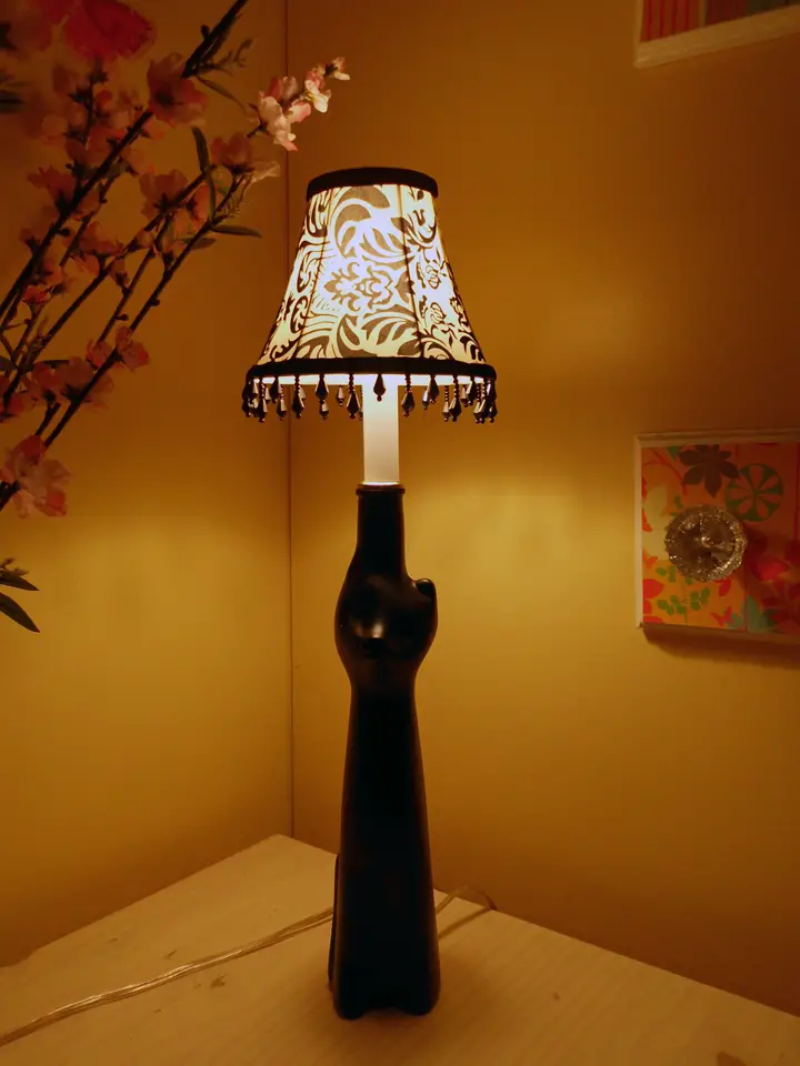 make a lamp from a wine bottle lamp with light on
