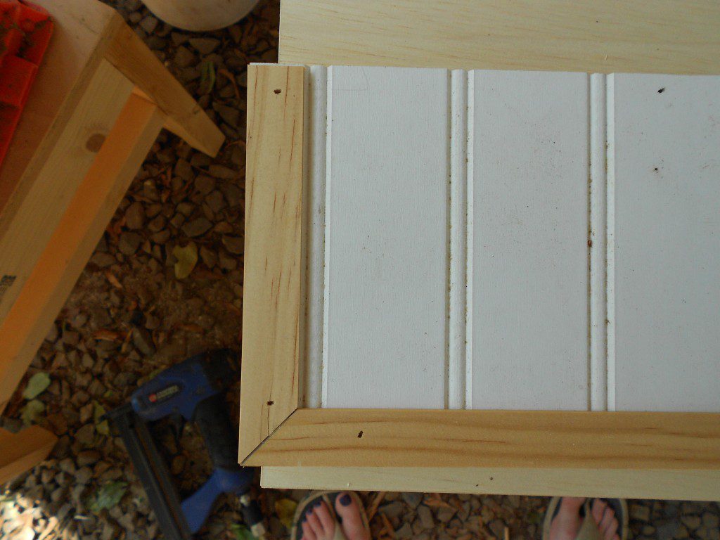 beadboard peg shelf short trim