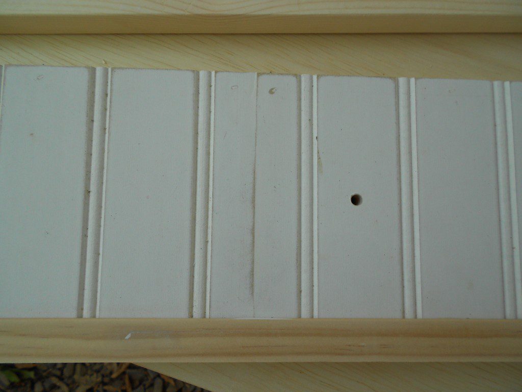 beadboard peg shelf filler close up