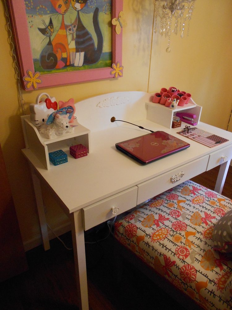 Teen Bedroom Makeover desk side view