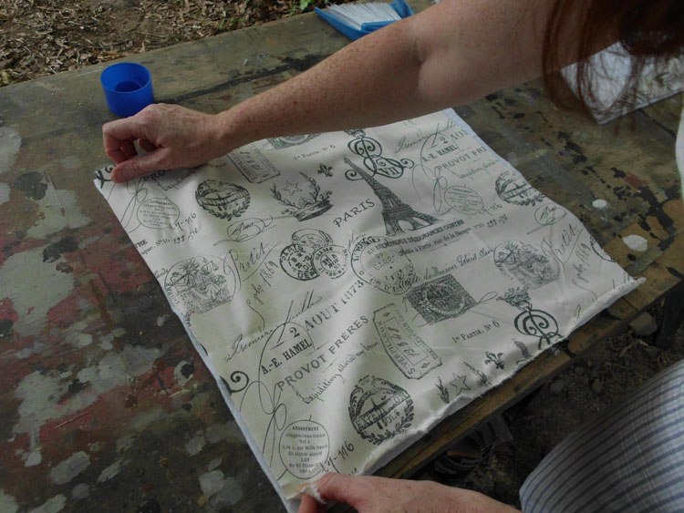 Make a Canvas Cube smooth fabric over fleece