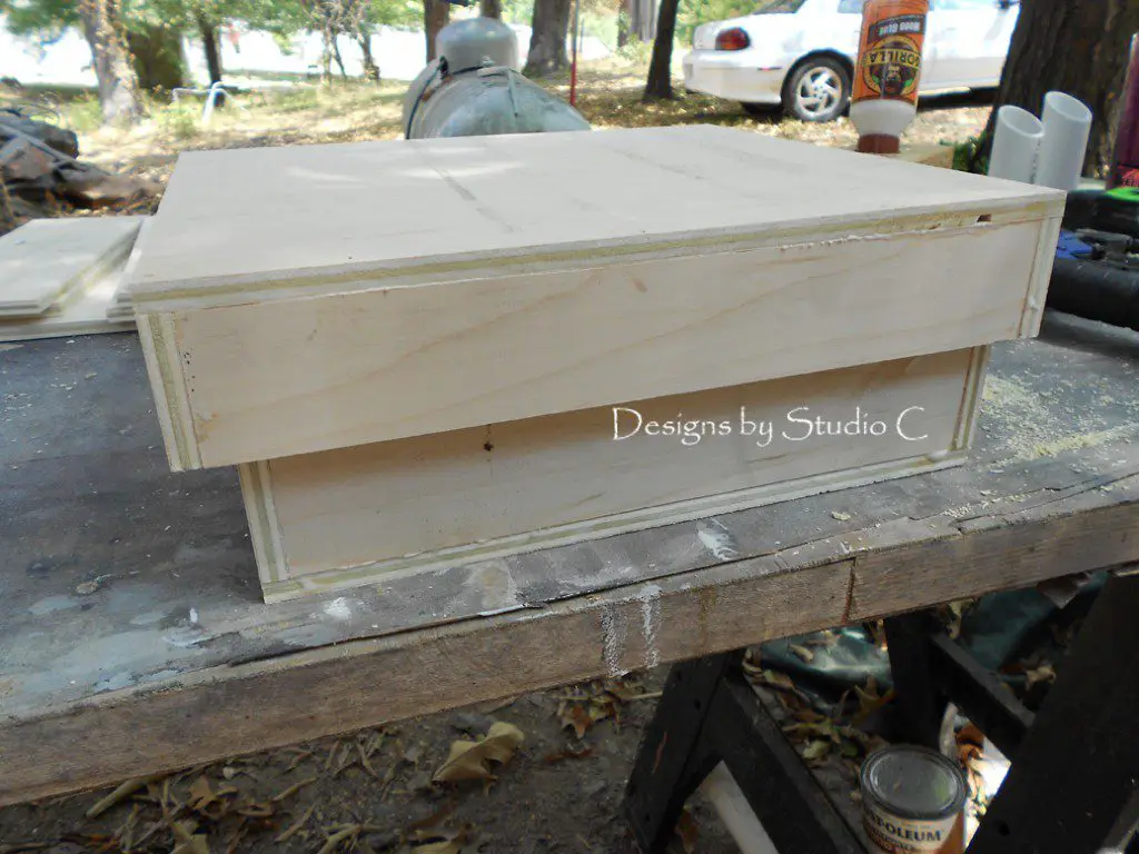 How to Build Wooden Boxes for Storage 8