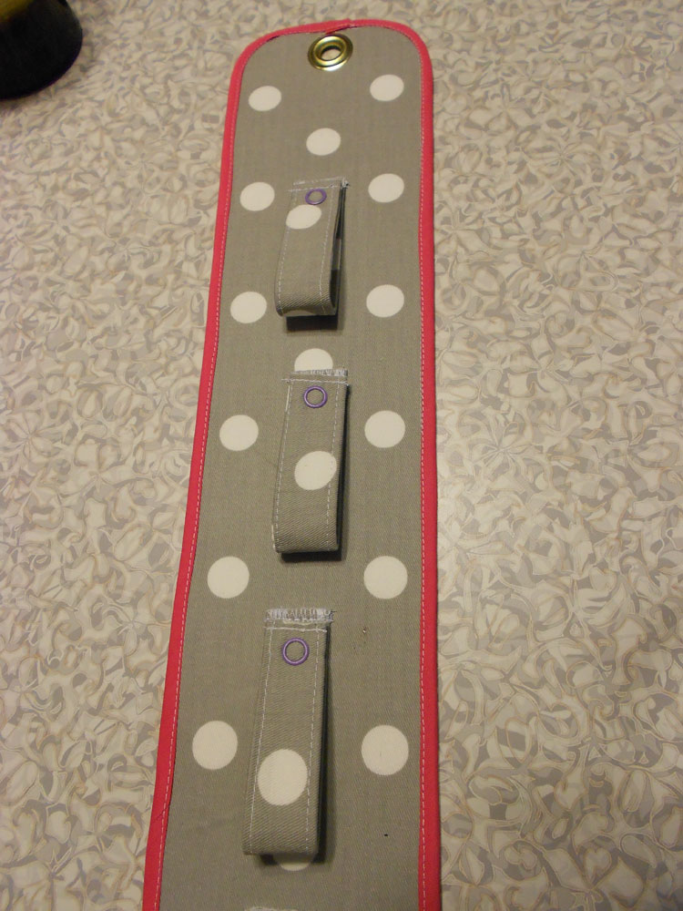 Hanging Accessories Organizer snap strips up close