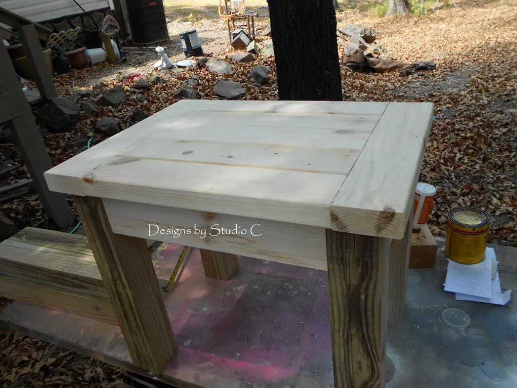how to build a side table top secured