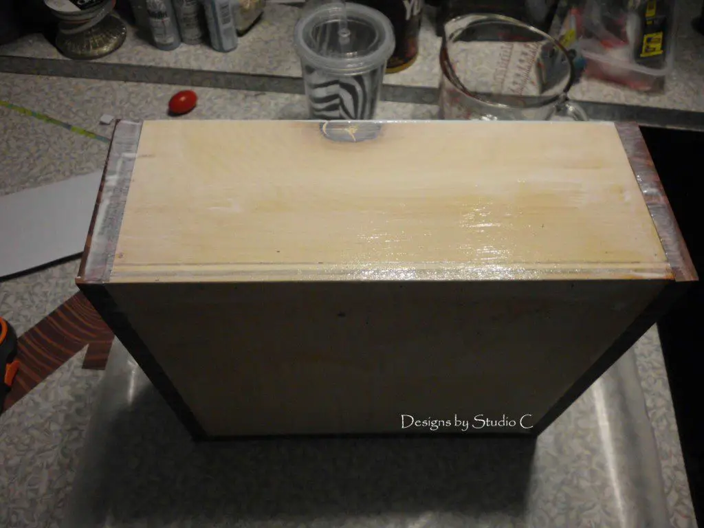 How to Build Wooden Boxes for Storage 13