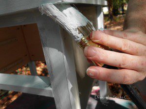 How to Make and Use Chalk Paint 4