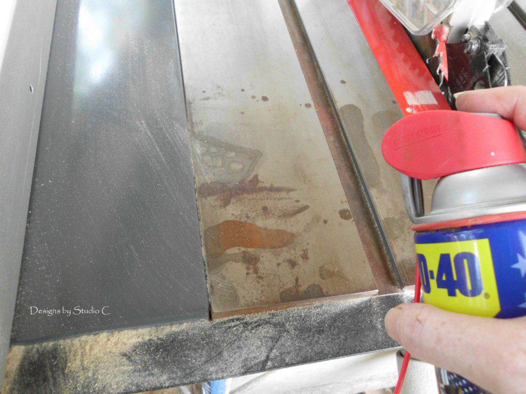 how to keep lumber running smoothly through the table saw 