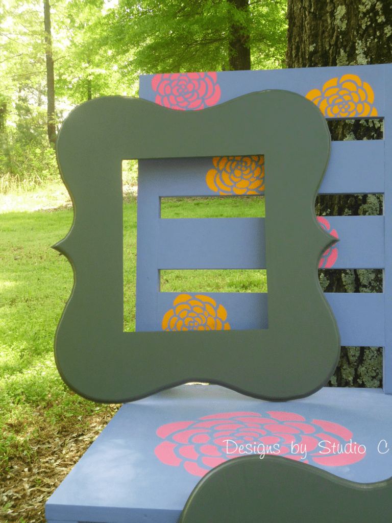 how to make a large swirly frame 2123