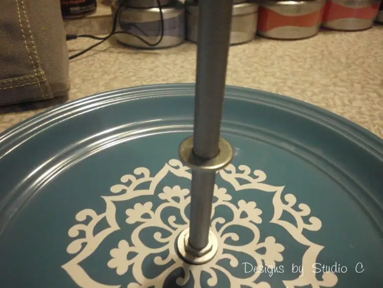 How to Make a Jewelry & Makeup Holder with Dinnerware washer
