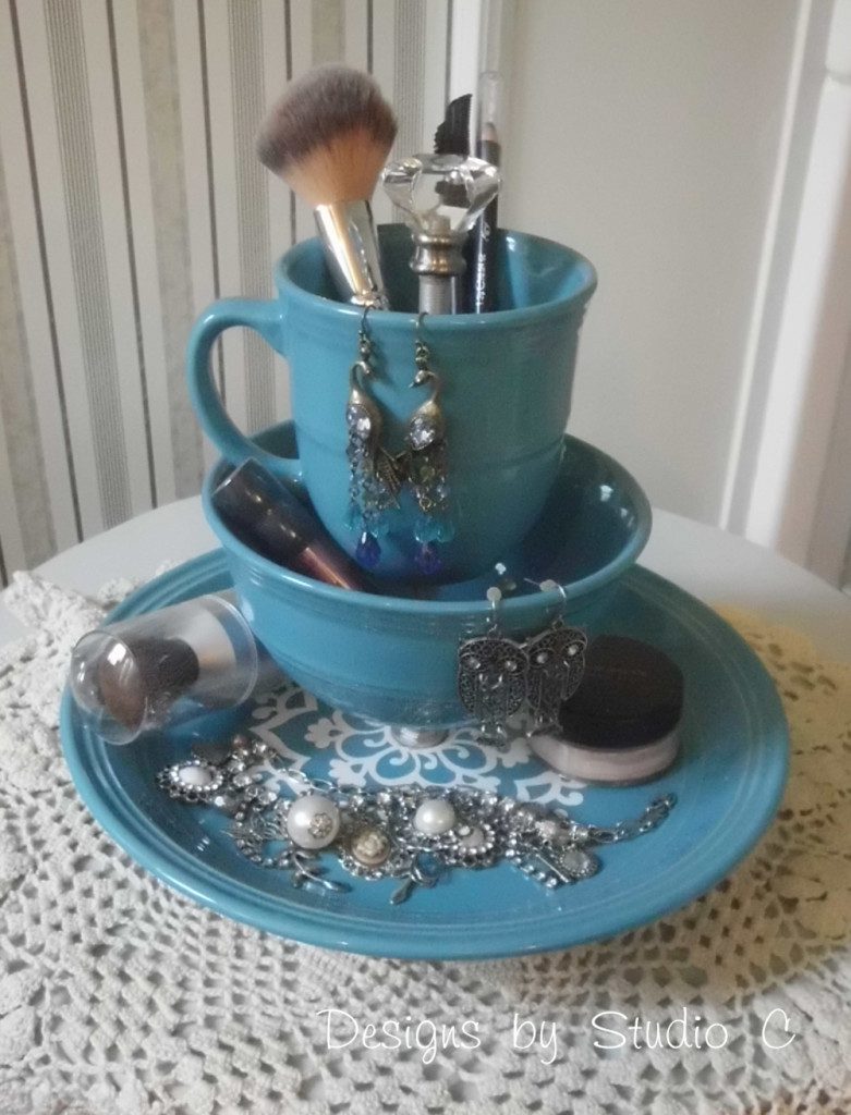 How to Make a Jewelry & Makeup Holder with Dinnerware
