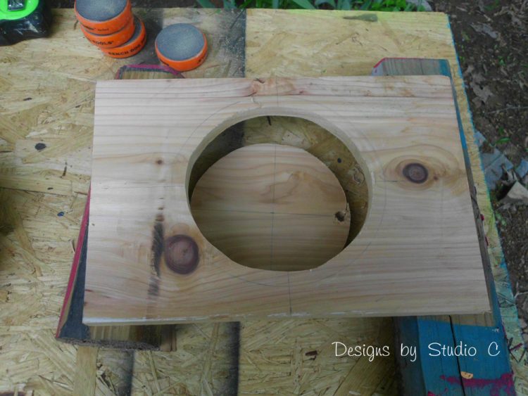 How to Make a Planter using an Old Wooden Chair_Planter Hole