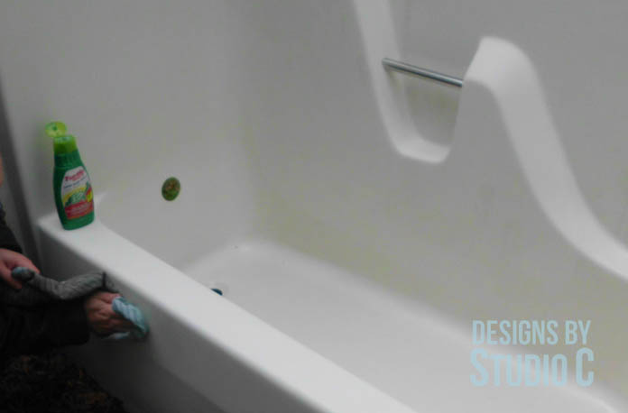 How To Wax A Fiberglass Tub Or Shower, How To Clean An Old Plastic Bathtub