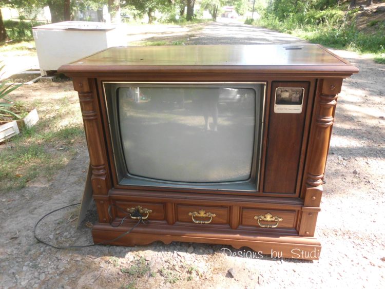 how to revamp an old console tv cabinet before