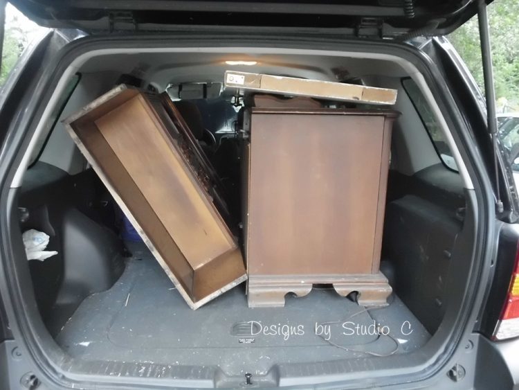 trailer frame painting spray paint _ furniture inside car