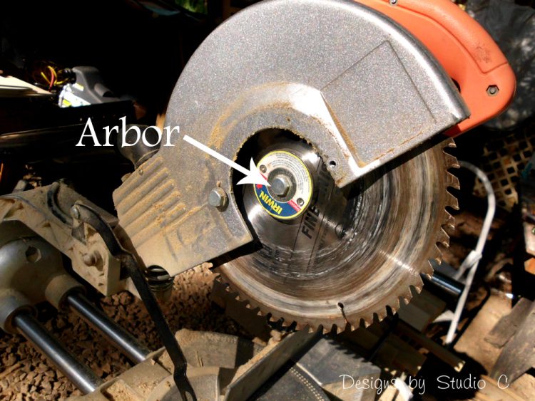 how to change blade miter saw arbor
