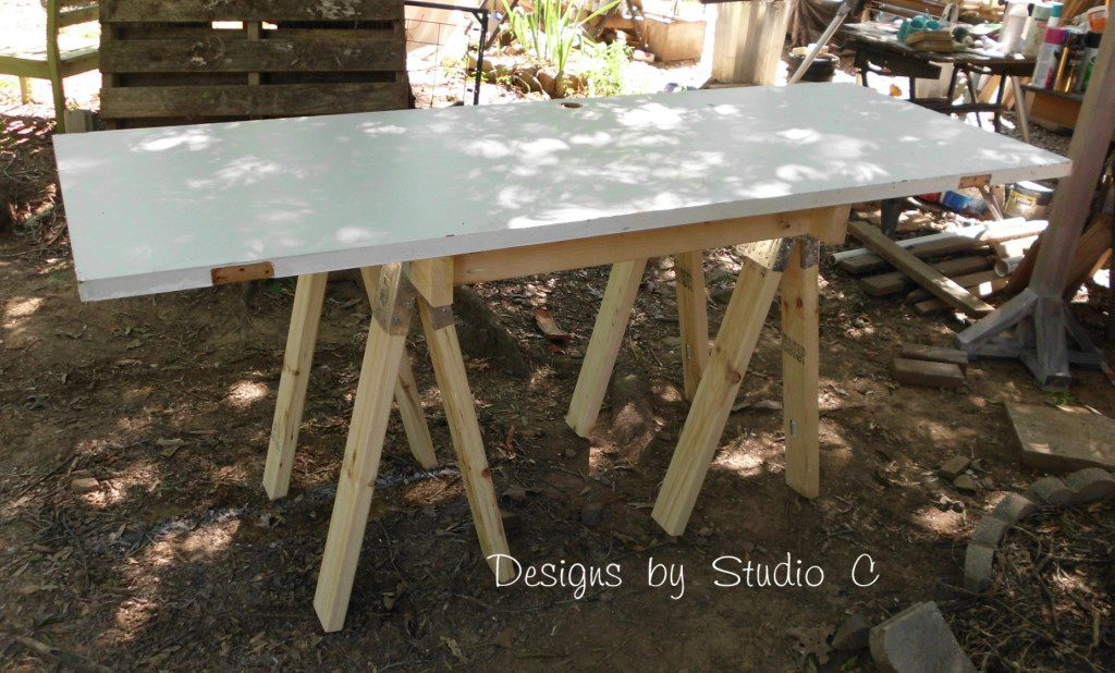 build sawhorse table brackets top