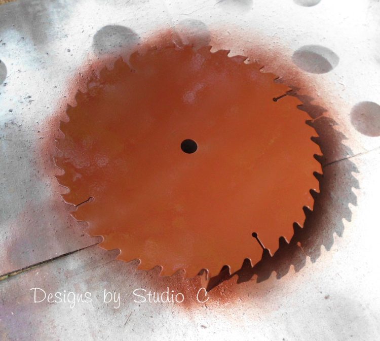 make saw blade clock primer