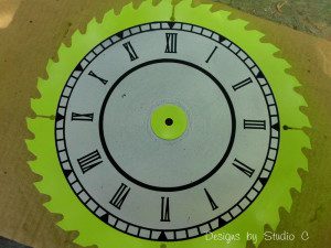 saw blade clock SANY2599
