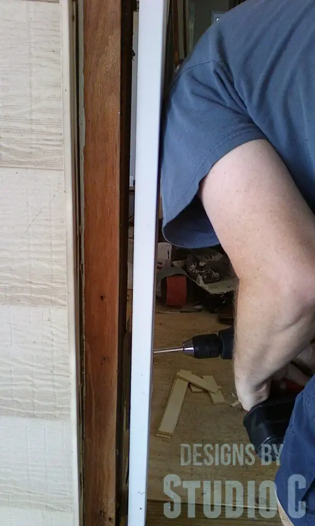 how to install exterior door Photo10291143