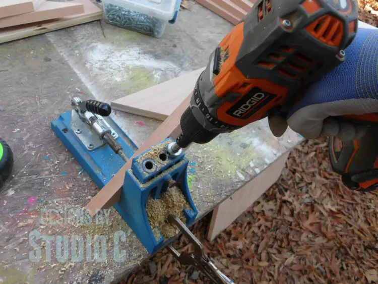 how to drill pocket holes in mitered corners SANY2853