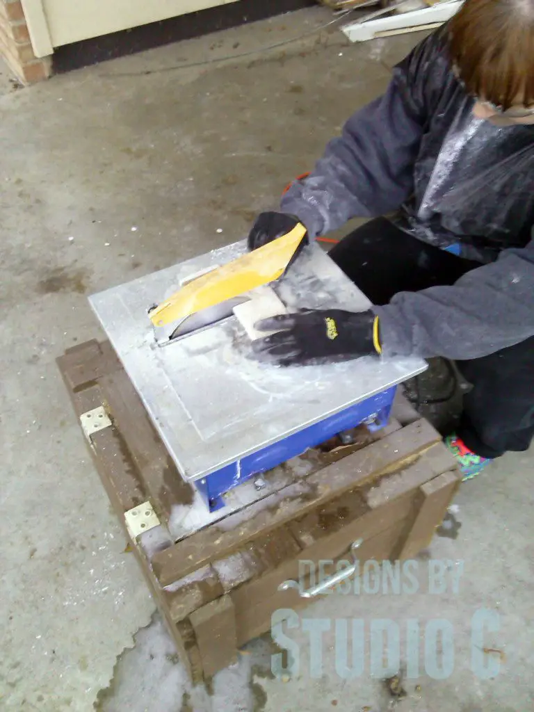 how to use wet tile saw IMG_20140205_164501_467