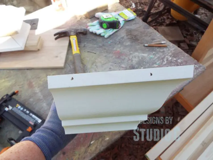 build a ledge shelf with crown molding DSCF1208
