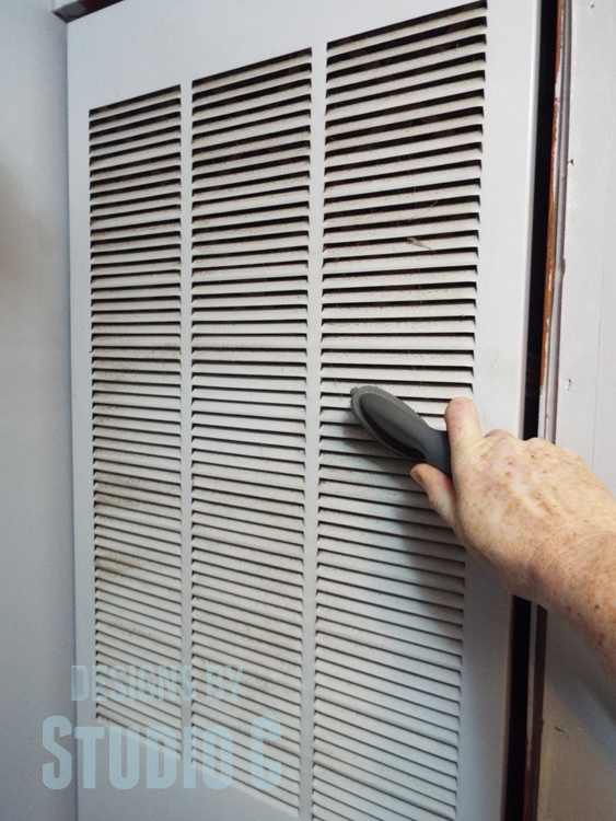 how to change a furnace filter with 3m filtrete cleaning door with brush