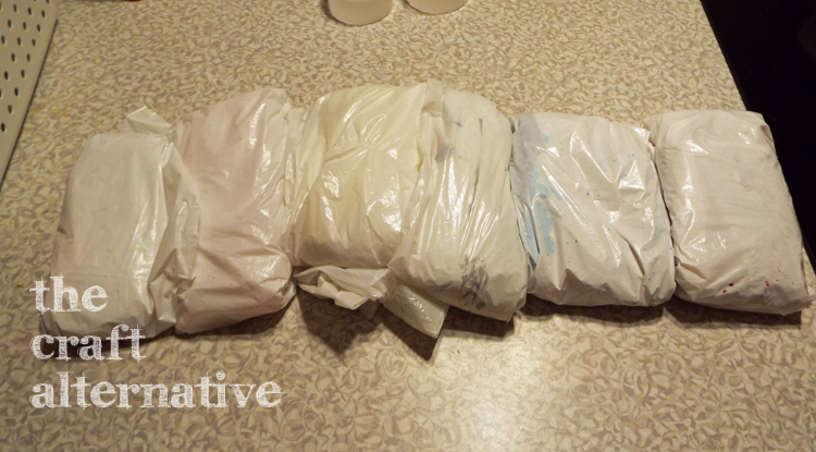 How to Tie Dye Fabric for a Quilt wrap fabric in plastic