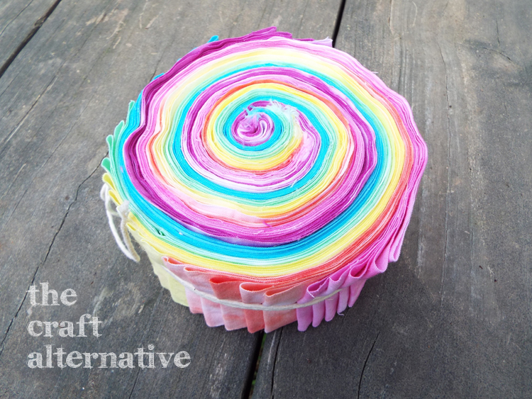 How to Tie Dye Fabric for a Quilt completed strips