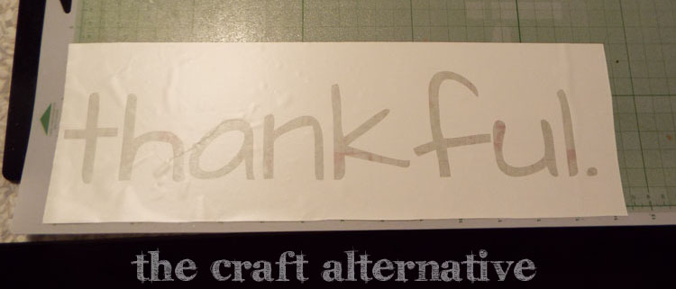 DIY Fall Sign Using a Pallet Board vinyl