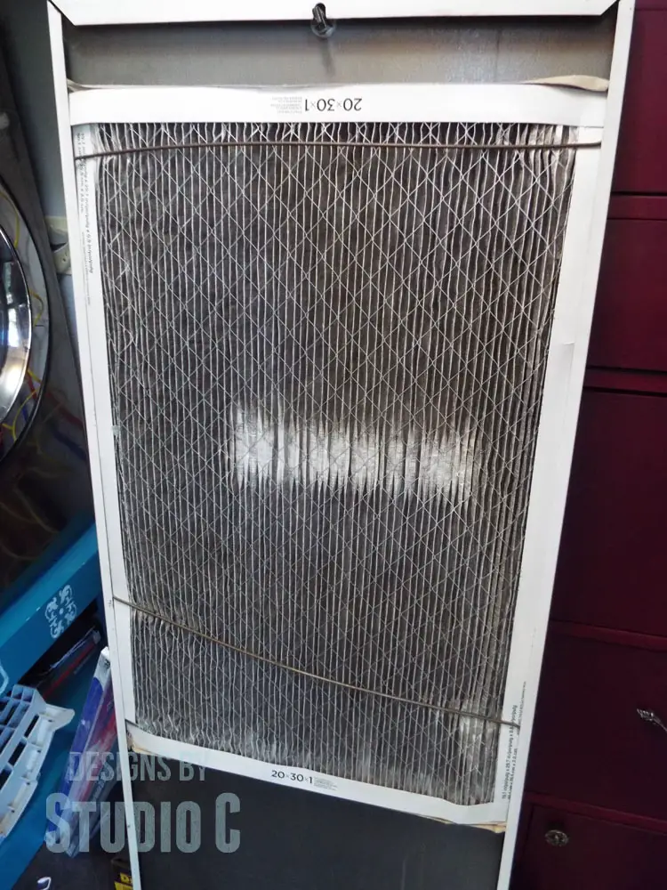 Changing a Furnace Filter with 3M Filtrete inside