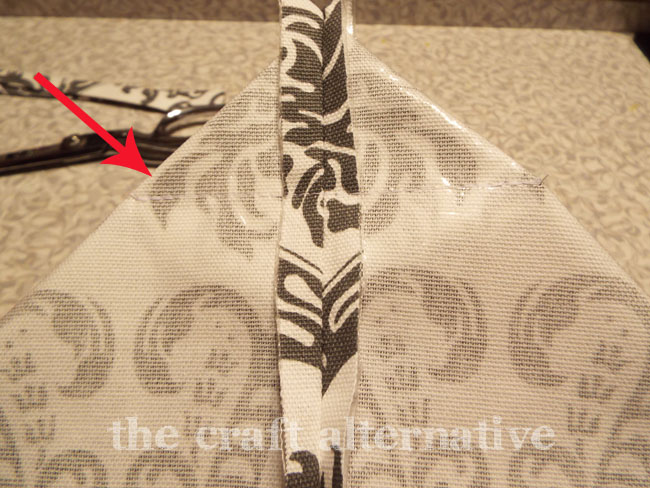 How to Make a Fabric Gift Bag_Box Corner