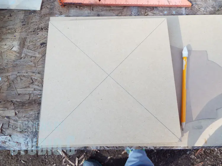 How to Cut Circles Using a Bandsaw_Marking Center