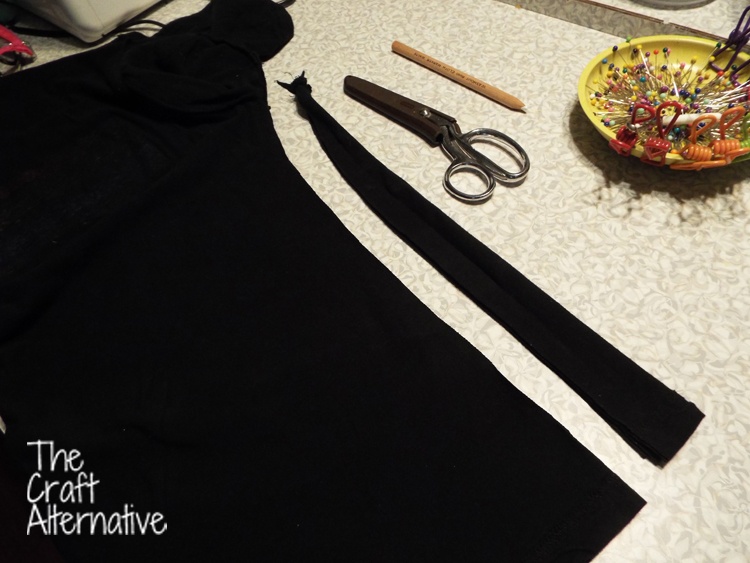 Taking in the Sides of a T-Shirt_New Seam