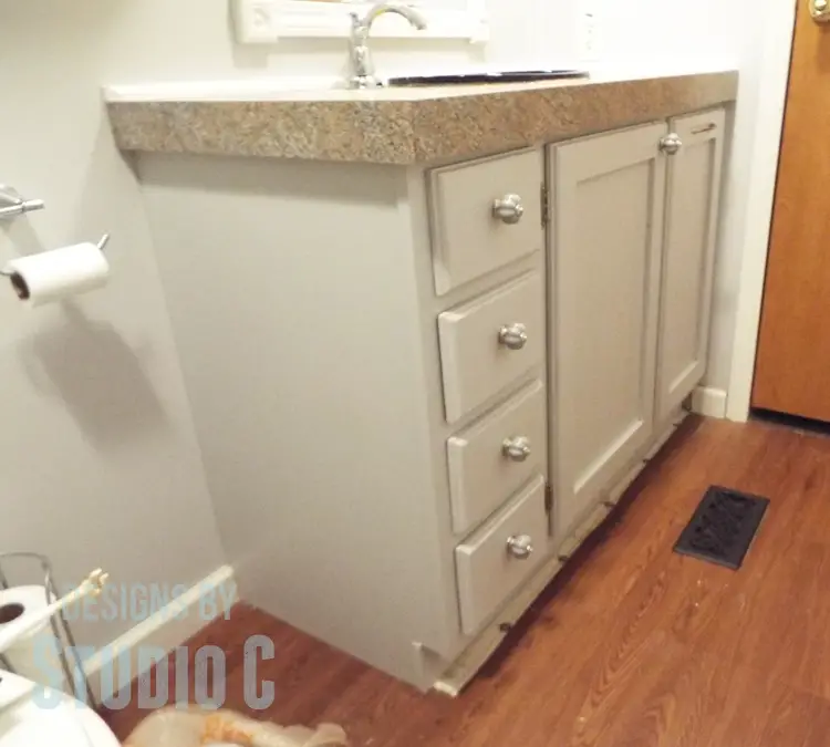 DIY Plans to Build a Bath Vanity with a Built-In Clothes Hamper_Featured