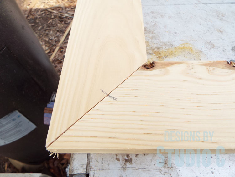 How to Make Biscuit Joints in Mitered Corners - Mark Across Miter