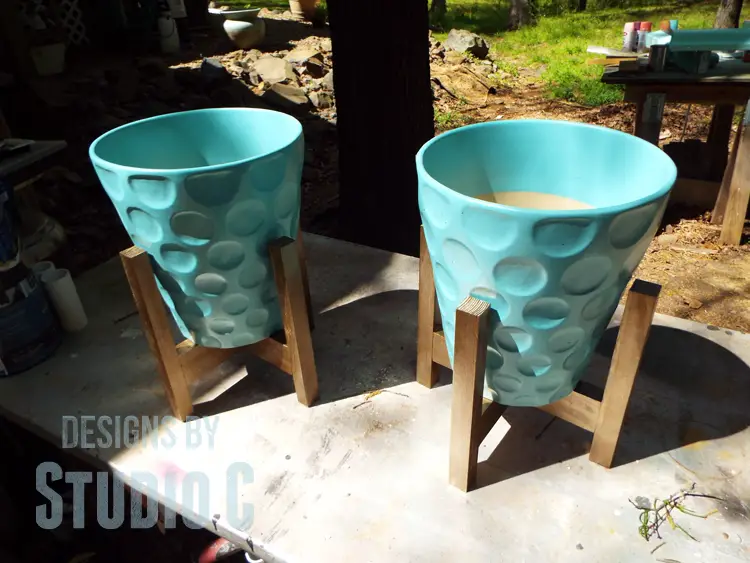DIY Plant Stands Made with Recycled Wood - Pots In Stands
