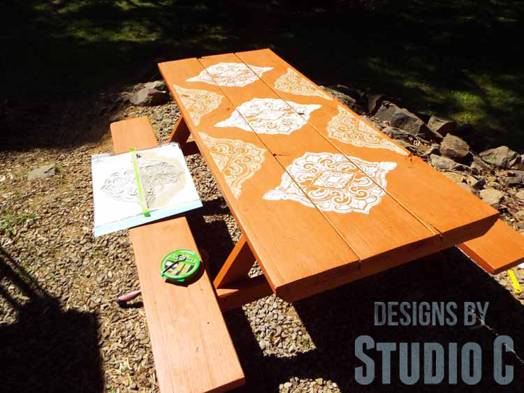 DIY Picnic Table Makeover - Tan Stencil