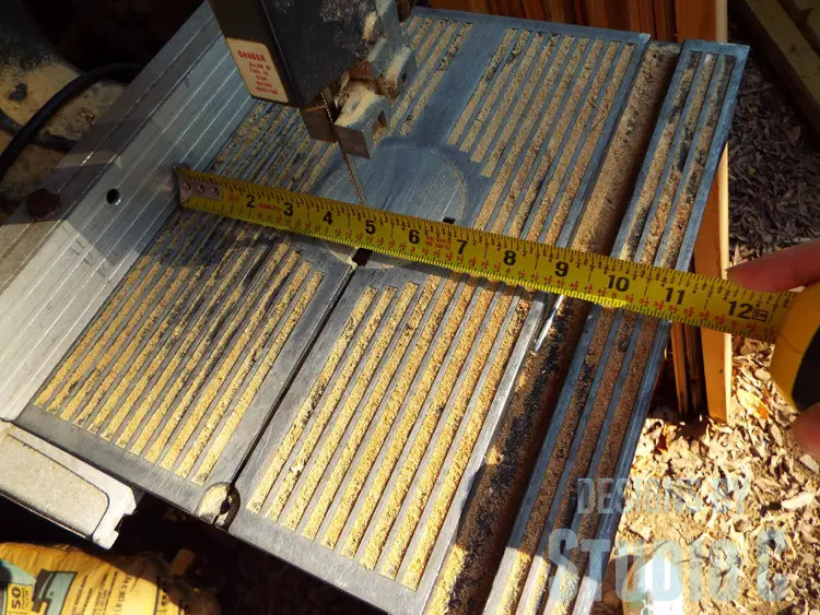 Build a DIY Large Circle Cutting Jig for a Bandsaw - Measuring Saw Bed