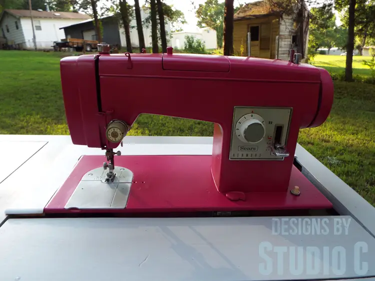 Painting an Old Metal Sewing Machine - Finished Front View