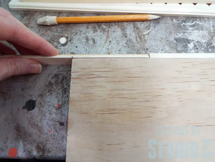 DIY Wall Sign with Scrappy Moulding - Marking Miters