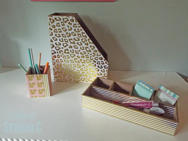 DIY Plans to Make a Wood Desk Set - Scrapbooking Paper