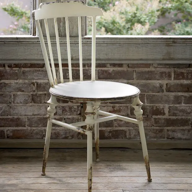 home-decoration-ideas-buttermilk-cottage-chair_1