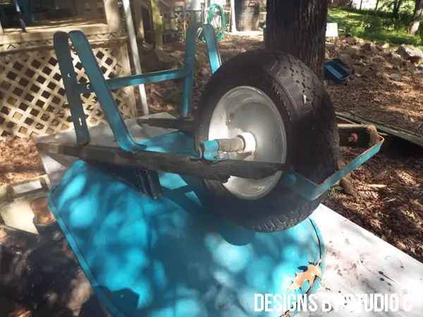 how to make replacement wheelbarrow handles