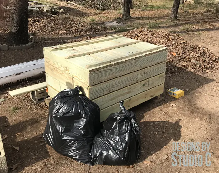 Build a DIY Garbage Bin_Finished