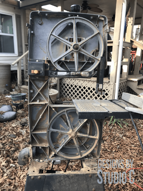 Cleaning Changing Tires Bandsaw_Sawdust