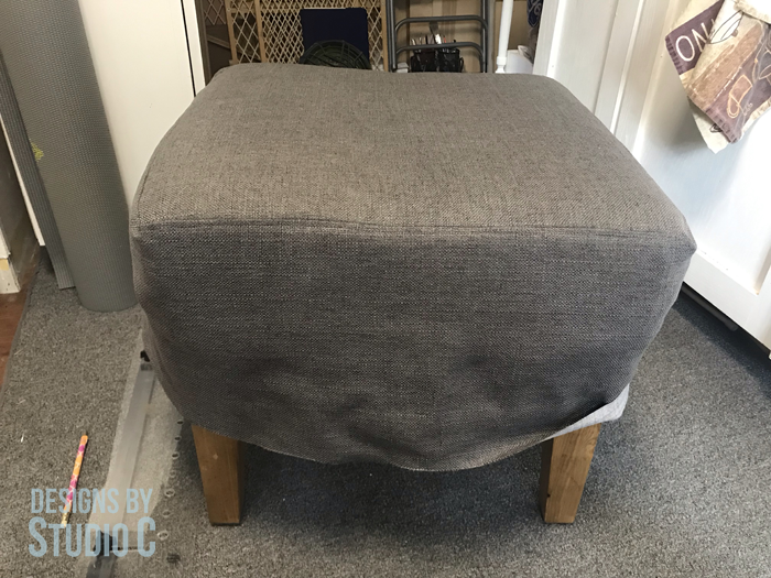 DIY Furniture Plans to Build an Upholstered Ottoman_Cover